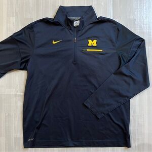 Michigan Wolverines Nike Pullover 1/4 Zip Men’s Large University Of Michigan